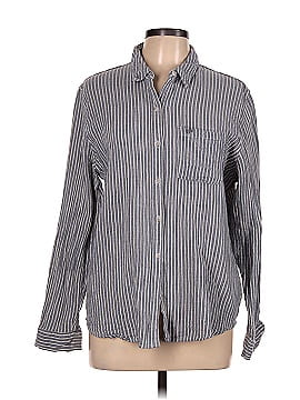 Universal Thread Long Sleeve Button-Down Shirt (view 1)