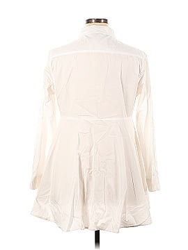 Neiman Marcus Long Sleeve Button-Down Shirt (view 2)