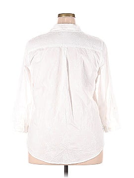 Croft & Barrow Long Sleeve Button-Down Shirt (view 2)