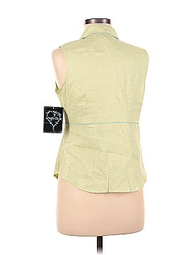 Twyla Blu Sleeveless Button-Down Shirt (view 2)