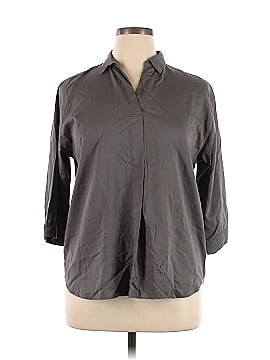 Uniqlo 3/4 Sleeve Button-Down Shirt (view 1)