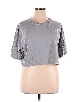 colsie Short Sleeve T-Shirt (view 1)