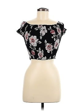 Kendall & Kylie Short Sleeve Top (view 1)