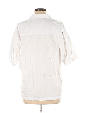 Everlane Short Sleeve Button-Down Shirt (view 2)