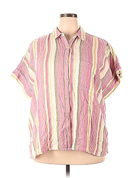 Sonoma Goods for Life Short Sleeve Button-Down Shirt (view 1)