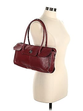 Wilsons Leather Leather Shoulder Bag (view 2)