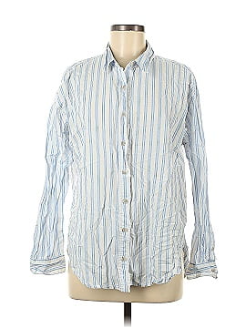 Universal Thread Long Sleeve Button-Down Shirt (view 1)