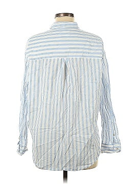 Universal Thread Long Sleeve Button-Down Shirt (view 2)