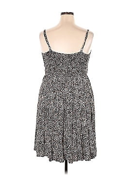 Old Navy Casual Dress (view 2)