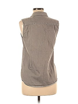 Everlane Sleeveless Button-Down Shirt (view 2)