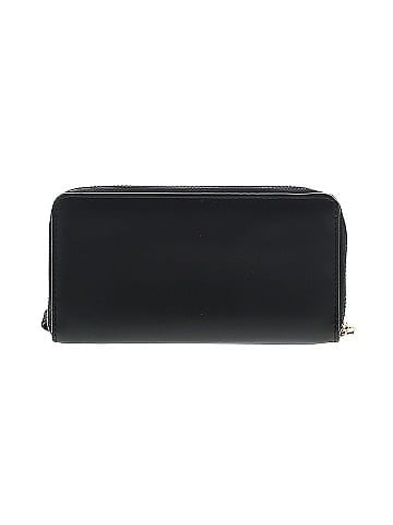 Unbranded Wristlet (view 2)