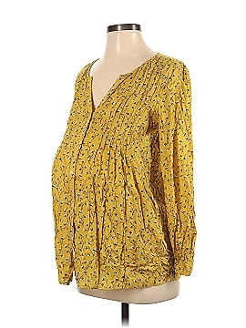 Old Navy - Maternity Long Sleeve Button-Down Shirt (view 1)