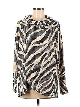 Lularoe Poncho (view 1)