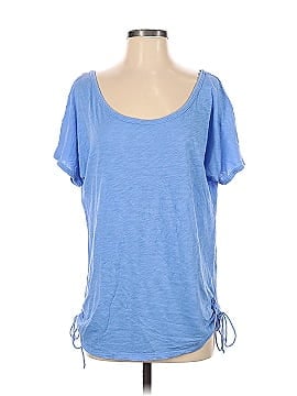 Victoria's Secret Short Sleeve T-Shirt (view 1)