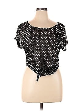 Hot Topic Sleeveless Blouse (view 1)