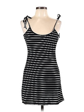 Urban Outfitters Casual Dress (view 1)