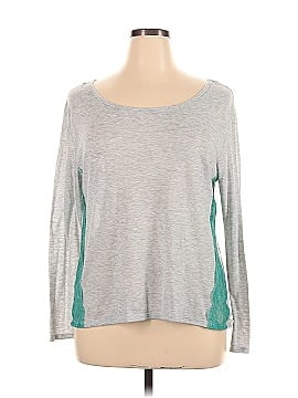 American Eagle Outfitters Long Sleeve T-Shirt (view 1)