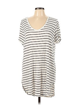 Old Navy Casual Dress (view 1)