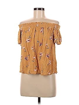 Xhilaration Short Sleeve Blouse (view 1)