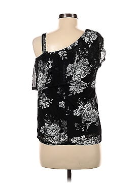 AUW Sleeveless Blouse (view 2)