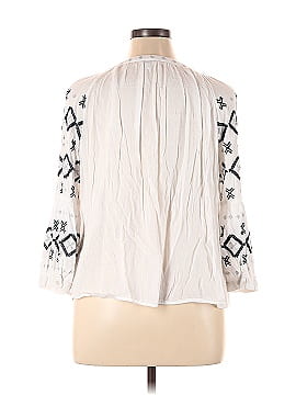 Cabana by Crown & Ivy Long Sleeve Blouse (view 2)