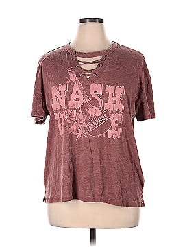 Maurices Short Sleeve T-Shirt (view 1)