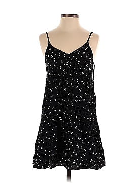 Urban Outfitters Casual Dress (view 1)