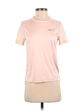 Nike Active T-Shirt (view 1)