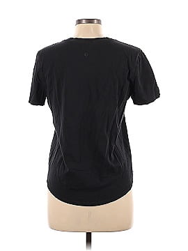 Lululemon Athletica Short Sleeve T-Shirt (view 2)