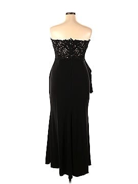 Badgley Mischka Laced Sweetheart Gown (view 2)