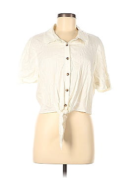 Gal Meets Glam Short Sleeve Button-Down Shirt (view 1)