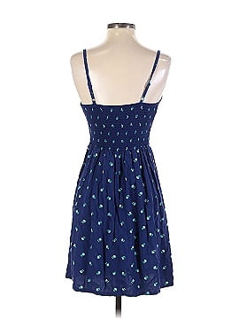 Old Navy Casual Dress (view 2)