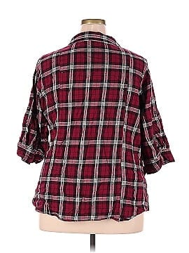 Maurices Short Sleeve Button-Down Shirt (view 2)