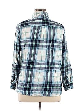 Old Navy Long Sleeve Button-Down Shirt (view 2)