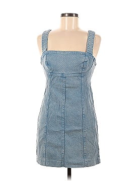 Urban Outfitters Casual Dress (view 1)