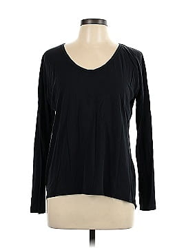 Lululemon Athletica Long Sleeve T-Shirt (view 1)