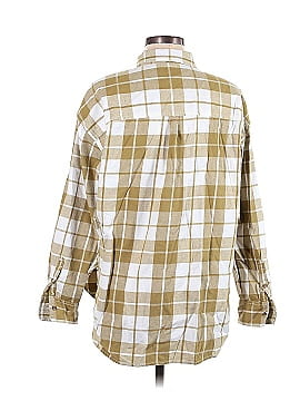 Universal Thread Long Sleeve Button-Down Shirt (view 2)