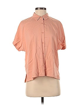 Uniqlo Short Sleeve Button-Down Shirt (view 1)