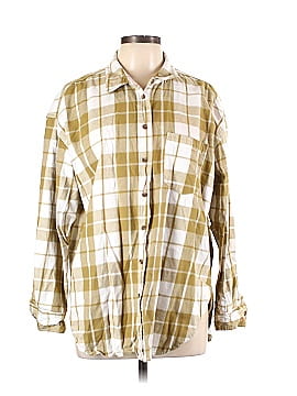 Universal Thread Long Sleeve Button-Down Shirt (view 1)