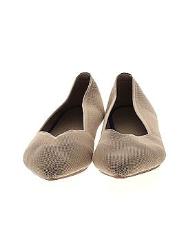 Unbranded Flats (view 2)