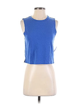 Gap Fit Sleeveless T-Shirt (view 1)