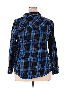 Torrid Long Sleeve Button-Down Shirt (view 2)