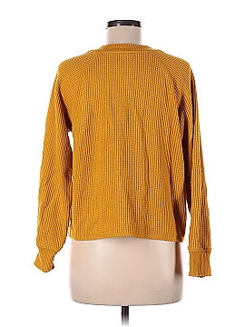 Old Navy Thermal Top (view 2)