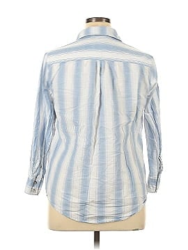 Ava & Viv Long Sleeve Button-Down Shirt (view 2)