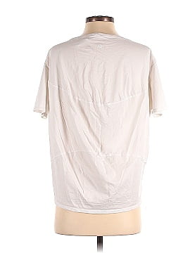 Lululemon Athletica Short Sleeve T-Shirt (view 2)