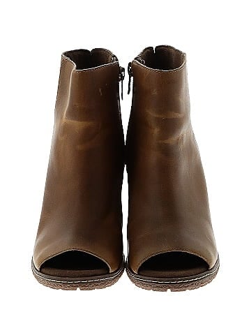 Timberland Ankle Boots (view 2)