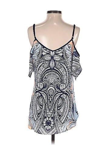 Clarté Sleeveless Blouse (view 2)