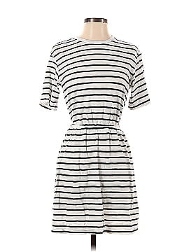 Old Navy Casual Dress (view 1)