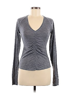 Lululemon Athletica Long Sleeve T-Shirt (view 1)