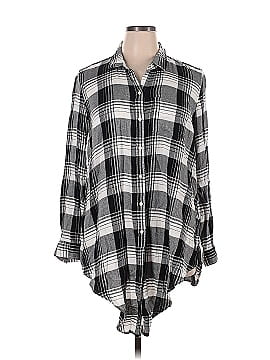 Gap Long Sleeve Button-Down Shirt (view 1)